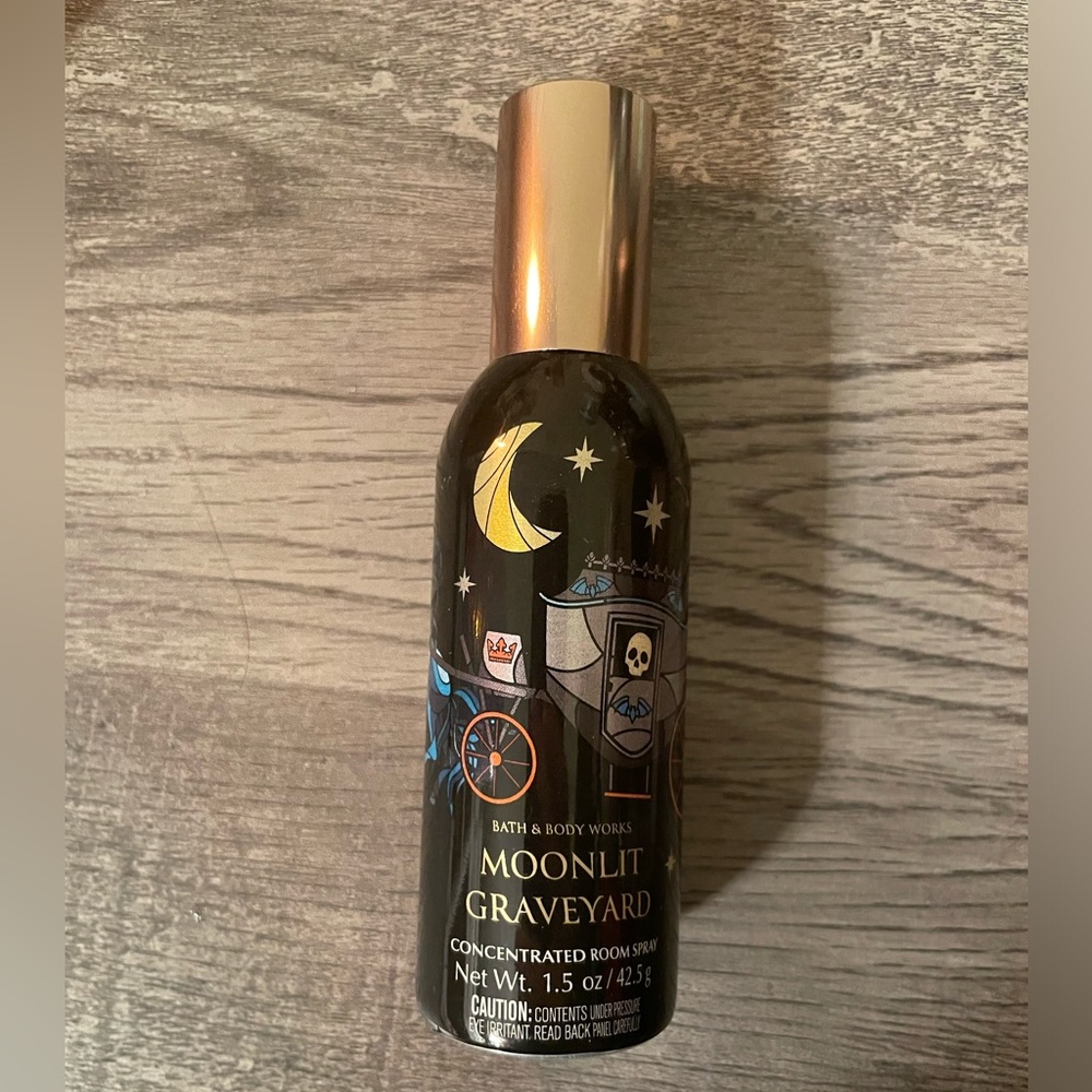Moonlight graveyard room spray